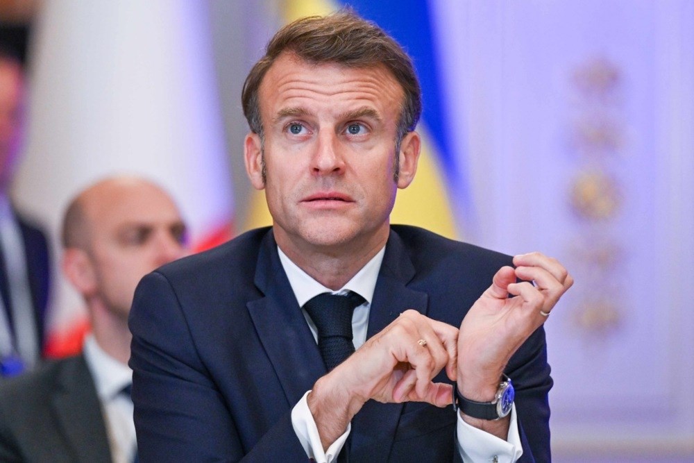 Макрон: Уставниот и институционалниот ред мора да се зачуваат на Мадагаскар