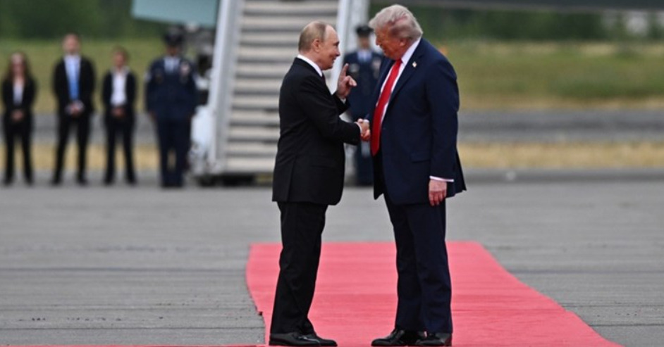 Путин го пофали Трамп