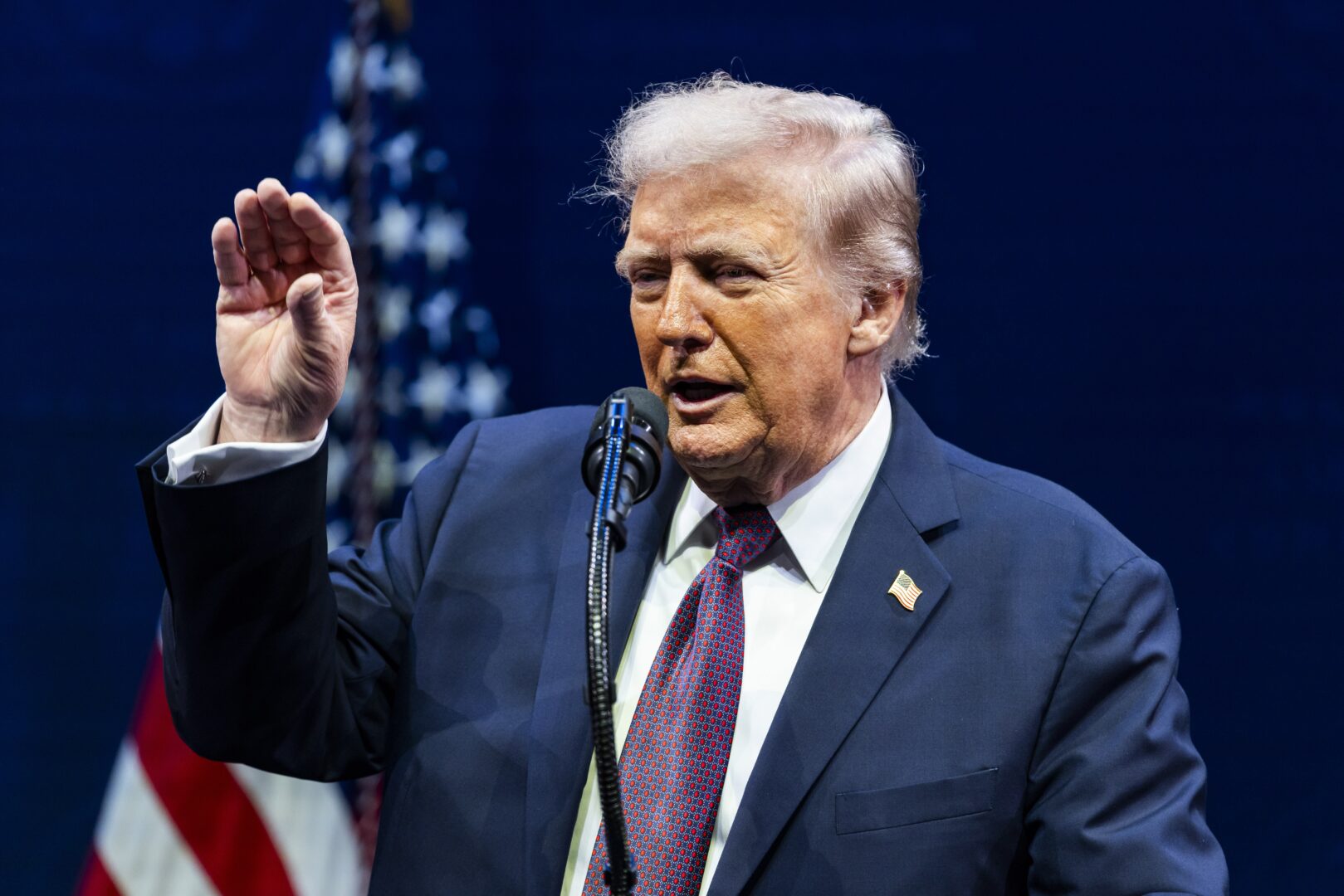 Светските лидери му се заблагодаруваат на Трамп за договорот меѓу Хамас и Израел