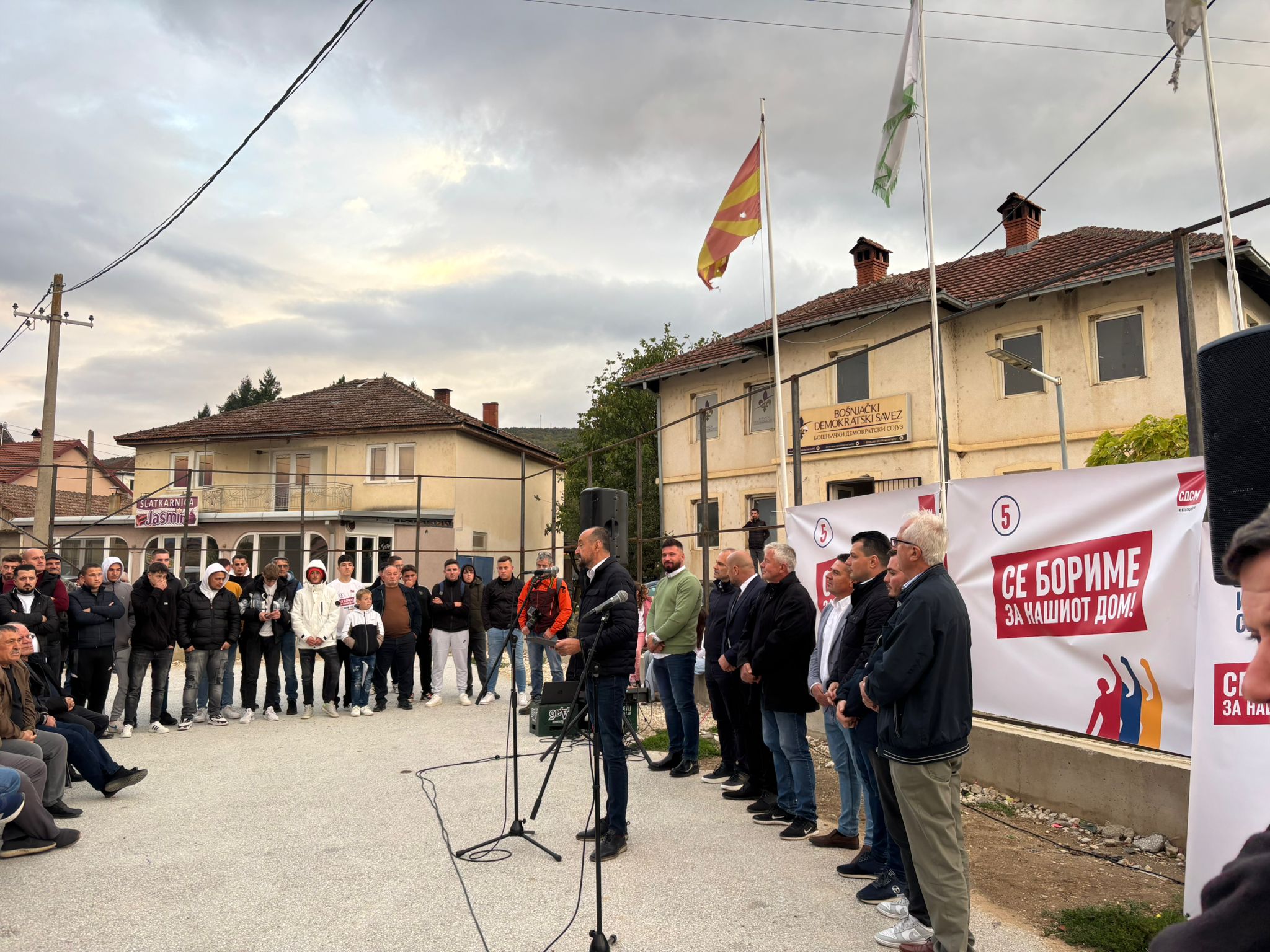 Битиќи: На Долнени му треба Синани, градоначалник кој ќе обединува и ќе решава проблеми - Press24