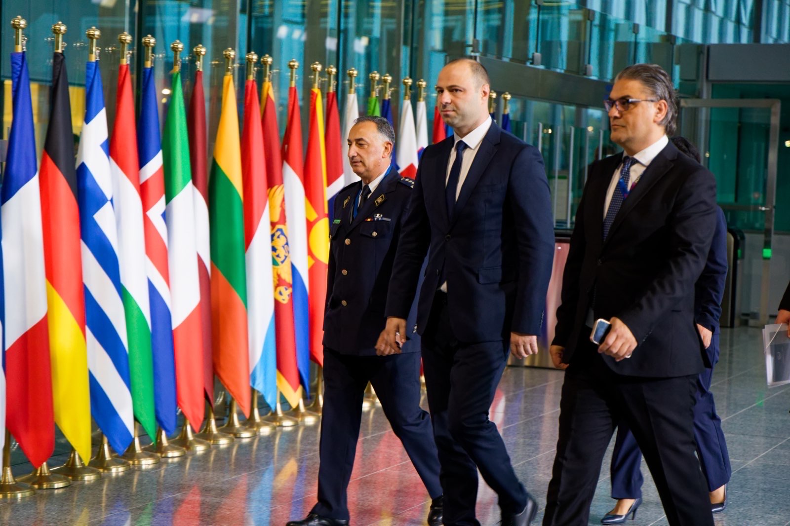 Мисајловски на состанок на НАТО: Македонската Армија засилено се опремува и модернизира - Press24