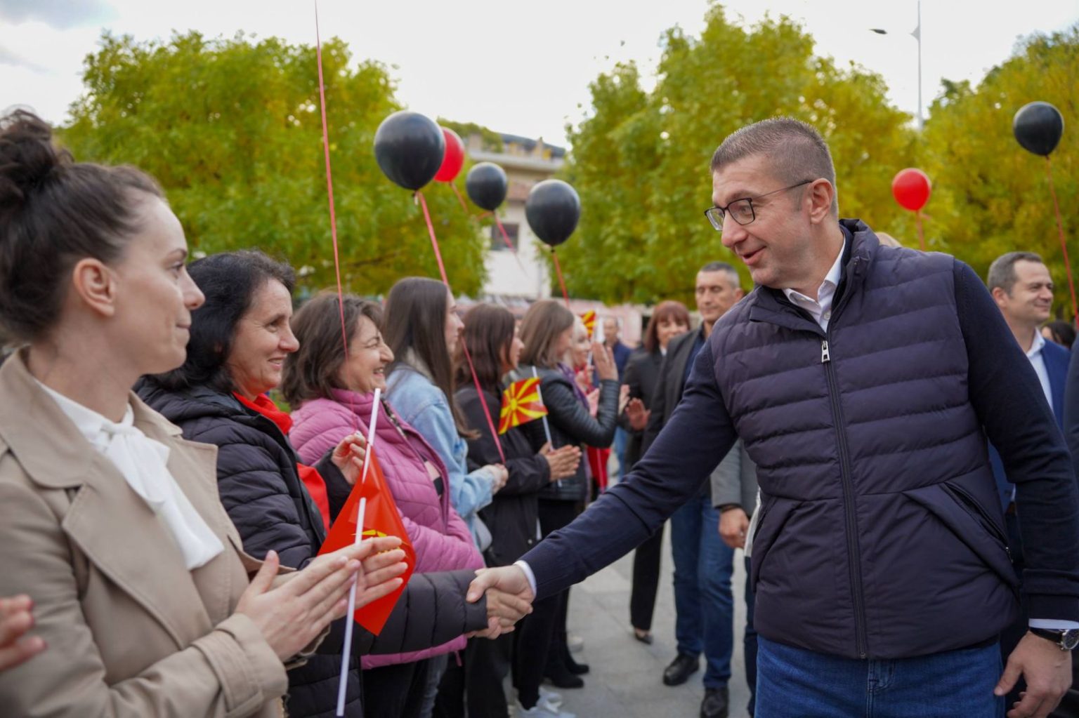 Мицкоски: Кампањата речиси завршува, а Венко не сопре со црна кампања, свесен е дека тоне - Press24