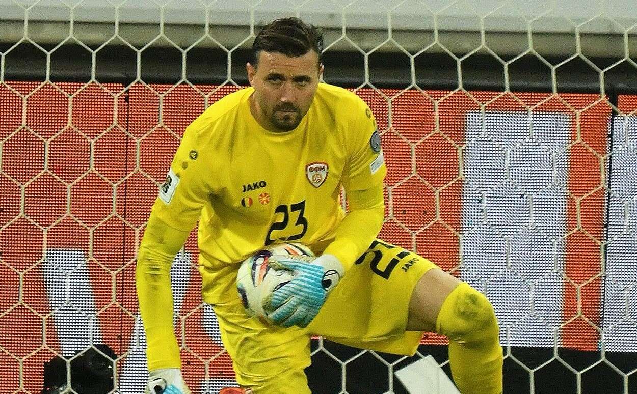 (Видео) На Столе му дојде до🍆 од Доку! Компилација од сите одбрани! - SportStation.mk