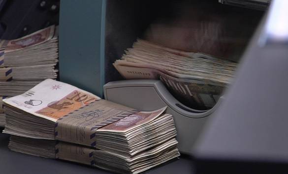Колку пари, како донации, пријавија учесниците во изборната трка на 11-от ден од кампањата? - telma.com.mk