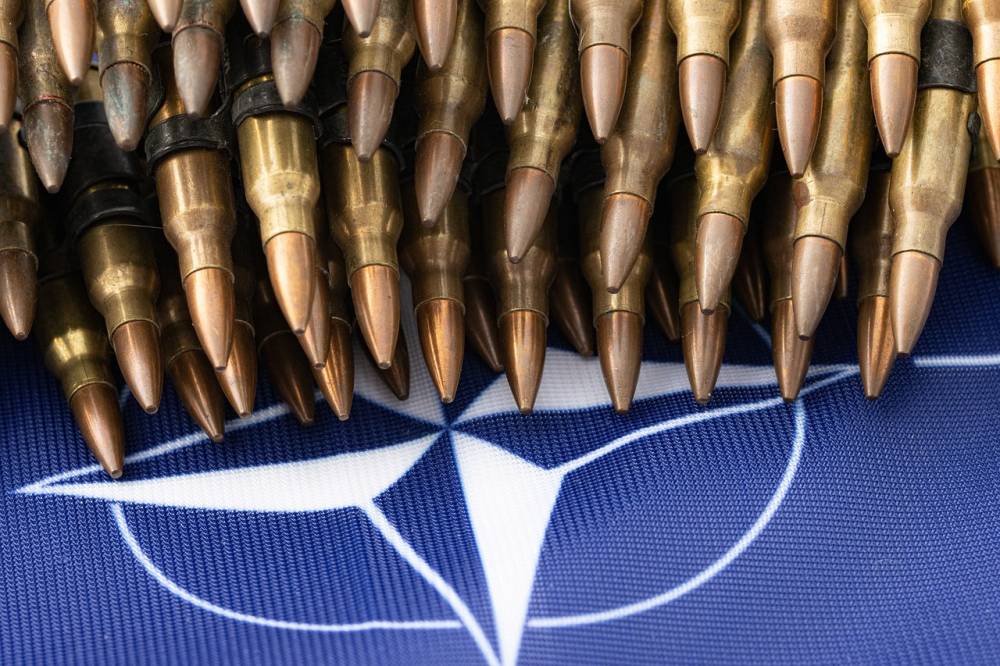 НАТО и ЕУ министрите за одбрана на состанок во Брисел - telma.com.mk