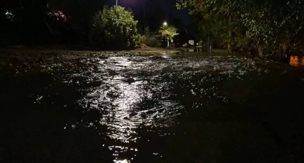 (ВИДЕО) Пукна цевка во Влае, повеќе делови на Скопје без вода - telma.com.mk