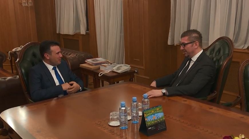 „Куферчињата со пари“ главни во предизборната кампања - telma.com.mk